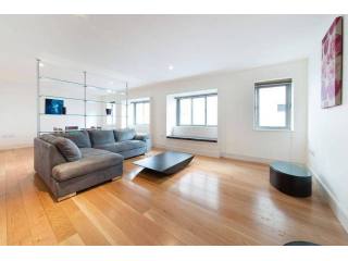 Curzon Square, Mayfair, London W1J
