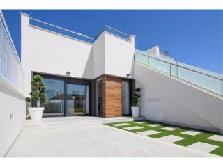 RS275, Two bedroom houses near Golf