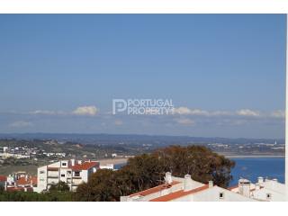 Superb Penthouse Apartment with Sea..