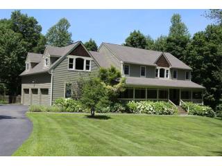 4 bedroom Residence For Sale: North..