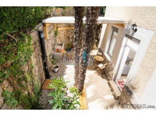 Opatija blizina centra stan prizemlje 2S+DB, 55 m2