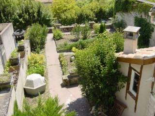 Village House with 4 Bedrooms, Garden