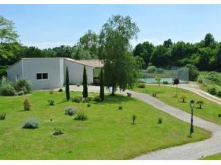 14 Bedrooms - House - Poitou-Charentes..