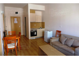 Comfortable Apartment In Popular..