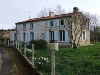 Beautiful Charentaise House and Garden