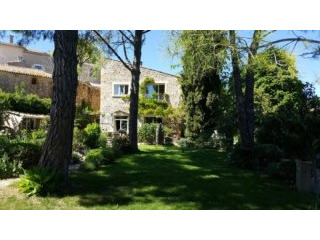 Superb Stone Property With Pool In The..