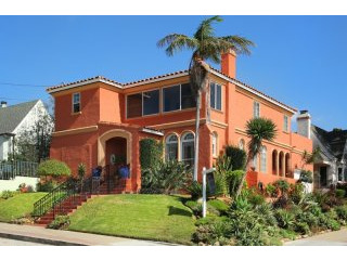 3903 Alameda Place