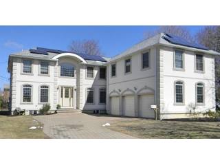 6 bedroom Flat For Sale: 1002 Allaire..
