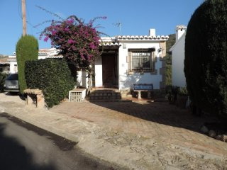 Quaint With Old World Charm Only 800m..