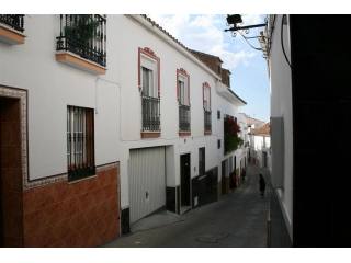 Town House - A fabulous, very spacious..