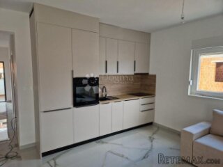 Dvoetažni apartman u novogradnji u Palitu.
