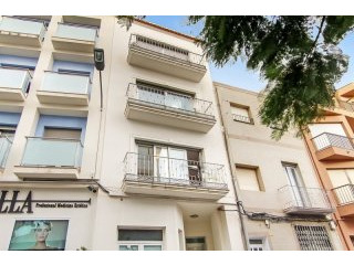 Spacious Modern 3 Bedroom 2 Bathroom..
