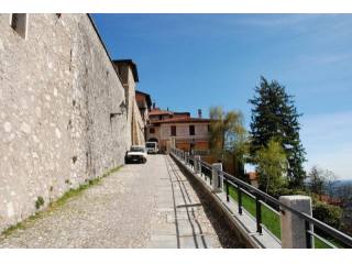 2 bedroom Apartment For Sale: Varese, IT