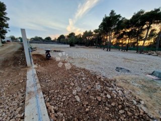 Poljoprivredno Zemljište u građevinskoj zoni Mali Lošinj