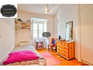 Refurbished 2 Bedroom Apartment in..