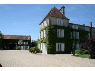 11 bedroom Manor House For Sale: 16100..
