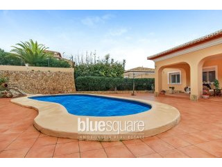Exclusivity. Stunning 4 bedroom villa..