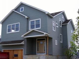 4 bedroom Flat For Sale: 1643 East..