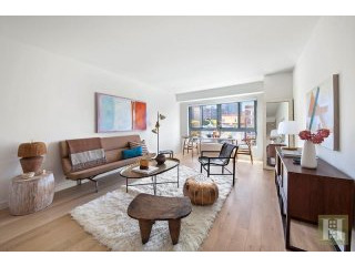 2 bedroom Apartment For Sale: 2231 ADAM..