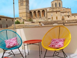Romantic Town House With Roof Terrace..