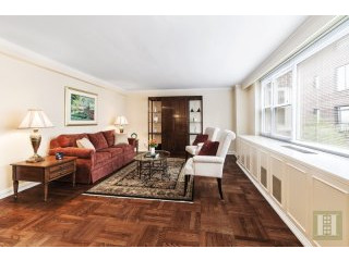 1 bedroom Apartment For Sale: 12..
