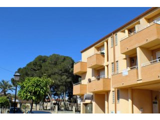 Spacious 3 beds Town House with garage..