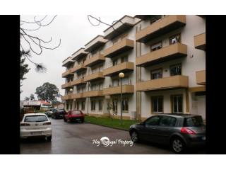 3 bedroom apartment with balcony near..