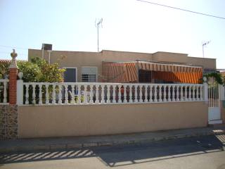 Nice 2 Bed 2 Bath house