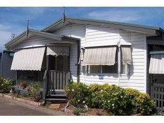 Bevington Shores Village - BUDGEWOI -..