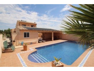 Villa For Sale Pinoso