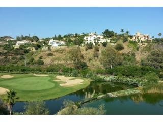Fully Refurbished Golf Apartment in La..