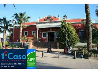 Apartment - Private with porters lodge..