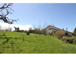 3 bedroom Country House For Sale: 86370..