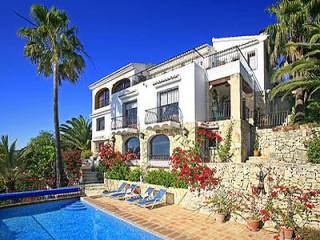 5 Bed 5 Bath Villa Javea - Javea