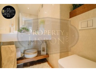 T3 Lisbon Apartment for sale with..