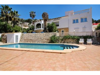 Well maintained and excellent value 4..