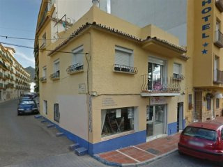 3 Bedroom Apartment For Sale In The Old..