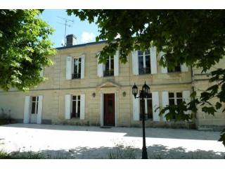 7 bedroom House For Sale: 33000 ENTRE..