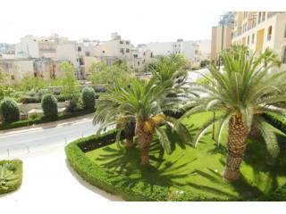 Lavish Seafront Apartment