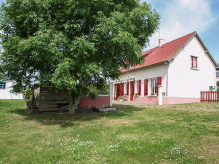 3 Bedroom Villa For Sale With..