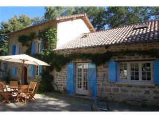 4 Bedroom Country House For Sale