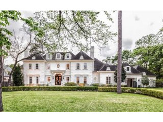 6 bedroom House For Sale: 6 Pine Tree..