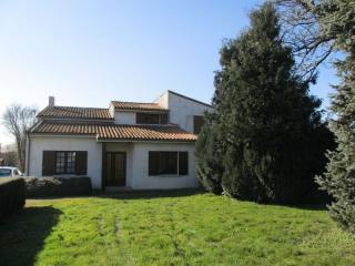 Detached 3 Bedroom House