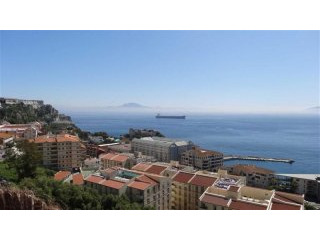 2 bed apartment in South District