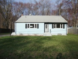 16 Matthew Rd East Hartford, CT, 06108..