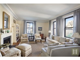 3 bedroom Apartment For Sale: 210 WEST..