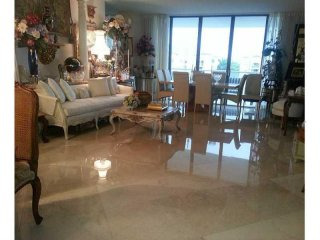 19500 Turnberry Wy, Unit 4-C, Aventura..