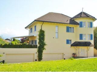 EXCLUSIVE COUNTRY HOUSE Purchase & Rent