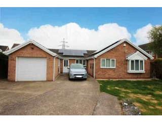 3 bedroom, Detached Bungalow house for..
