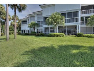 3 bedroom Flat For Sale: 1901 Bay Road..